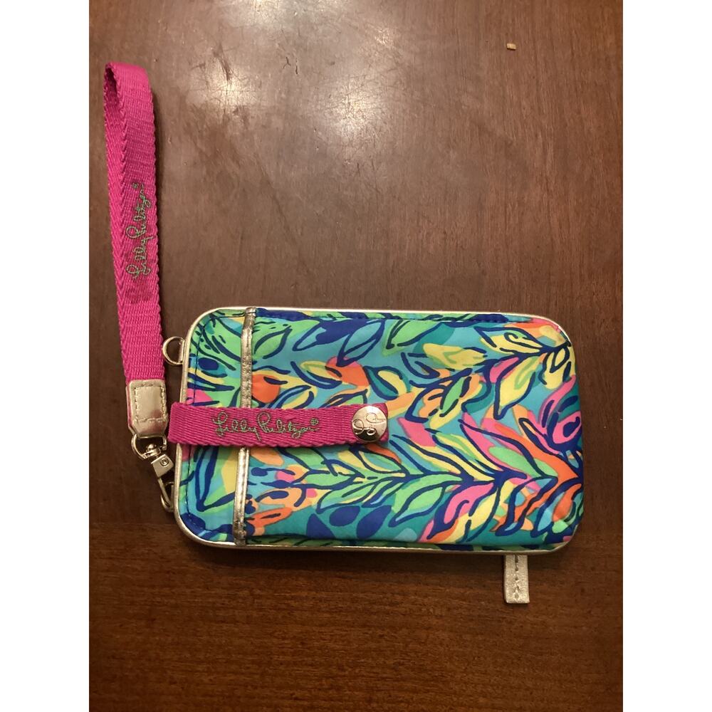 Lily Pulitzer wristlet zippy wallet wristlet